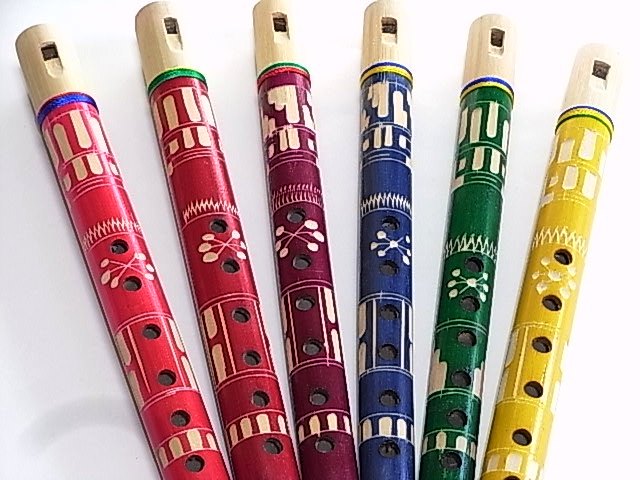 カラフルな縦笛ピンキージョ販売（通販） 南米ペルー雑貨・民芸品