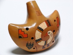 インカの儀礼用ナイフ　トゥミ型オカリナ